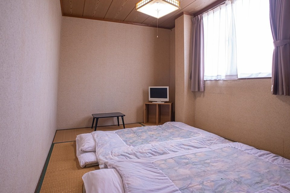 OYO 44641 Business Inn Oshiro Ito