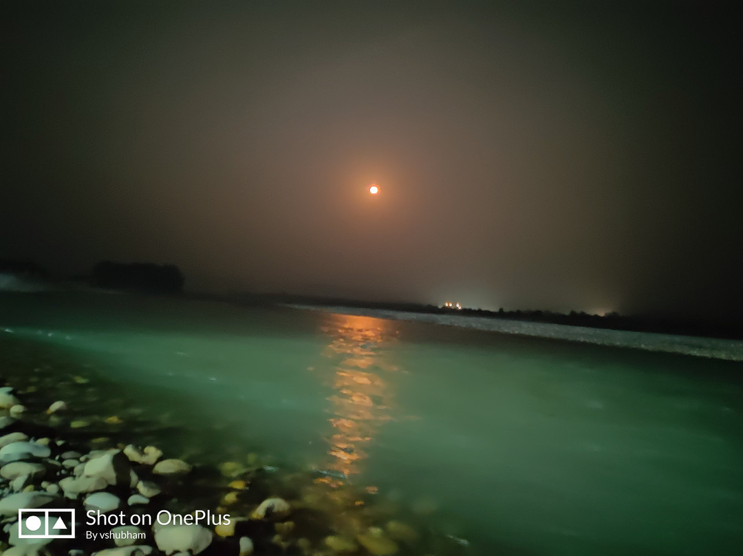 Yog Stay Hotel Laxman Grand主图