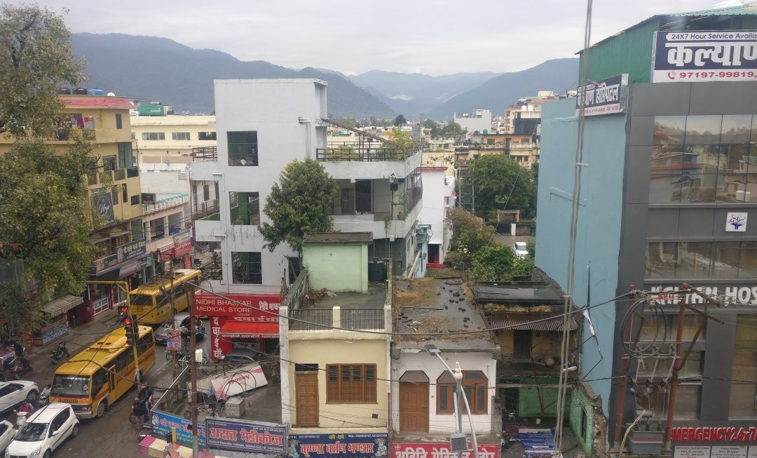 Hotel Crystal Grand主图