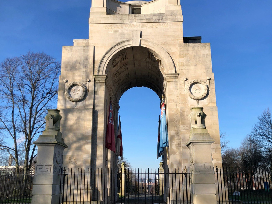 The Arch of Rememberance景点图片