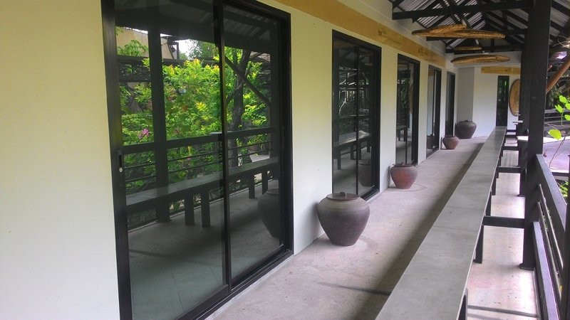 Ruen Korat, Chalerm Watthana景点图片