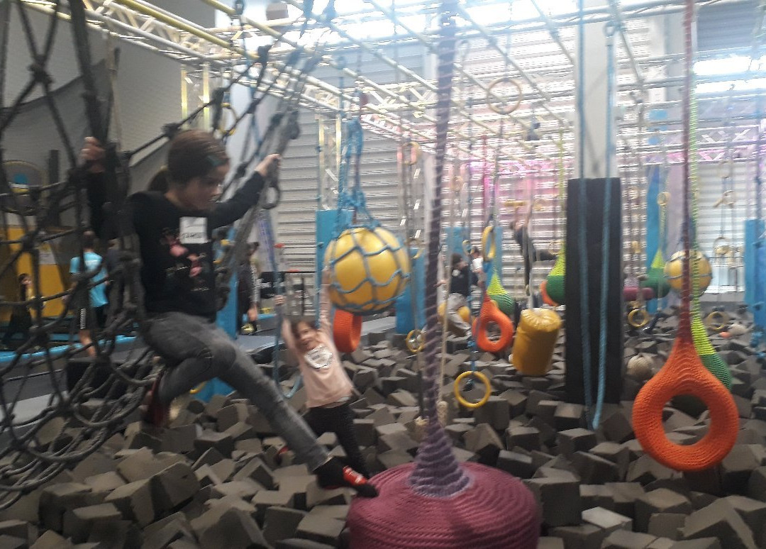 Trampoline Park You Jump Paris Palaiseau-帕莱索必去景点