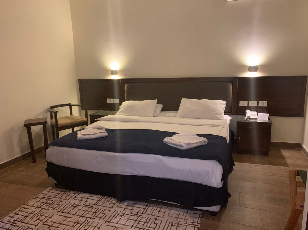 Shepherd Plaza Hotel主图