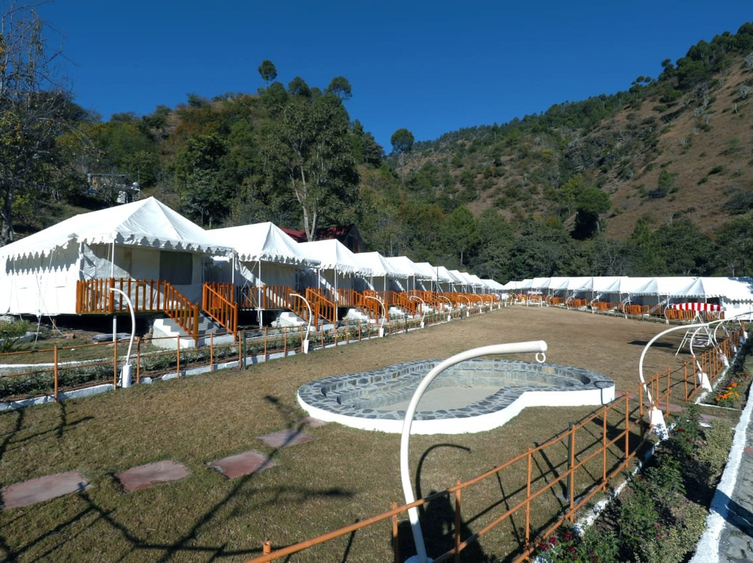 山中生态养生度假村主图