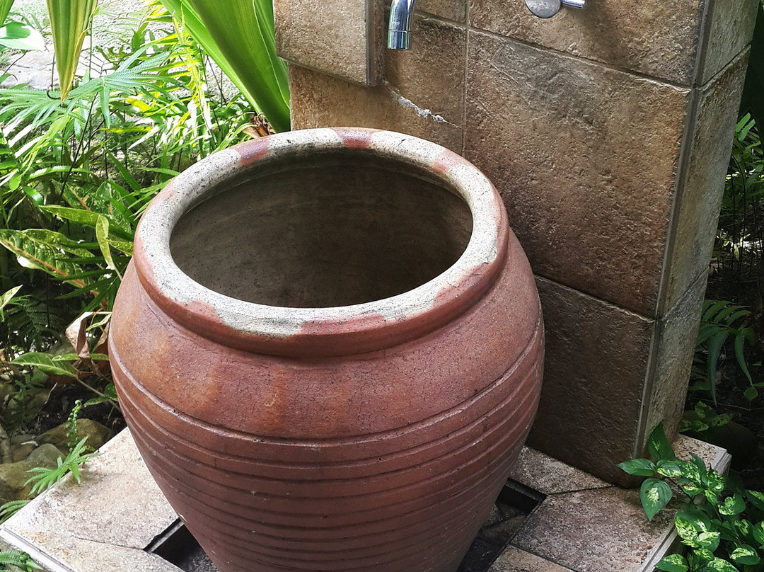 纳闽迪拉酒店主图