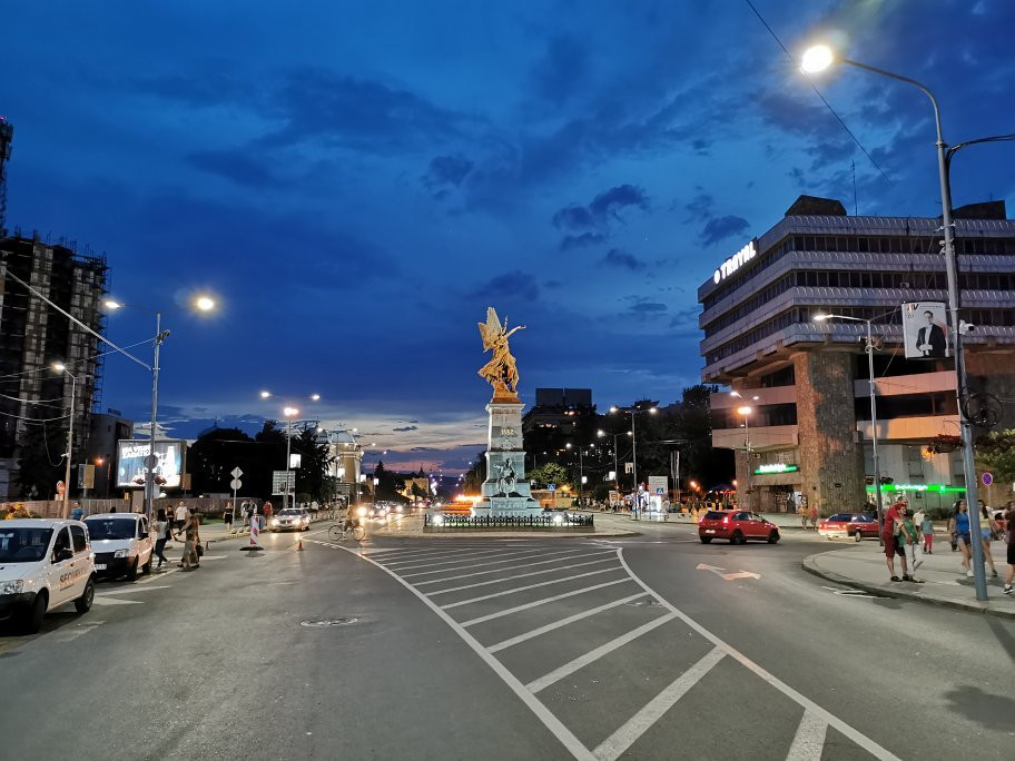 Monument to the Kosovo Heroes (Spomenik kosovskim junacima)景点图片