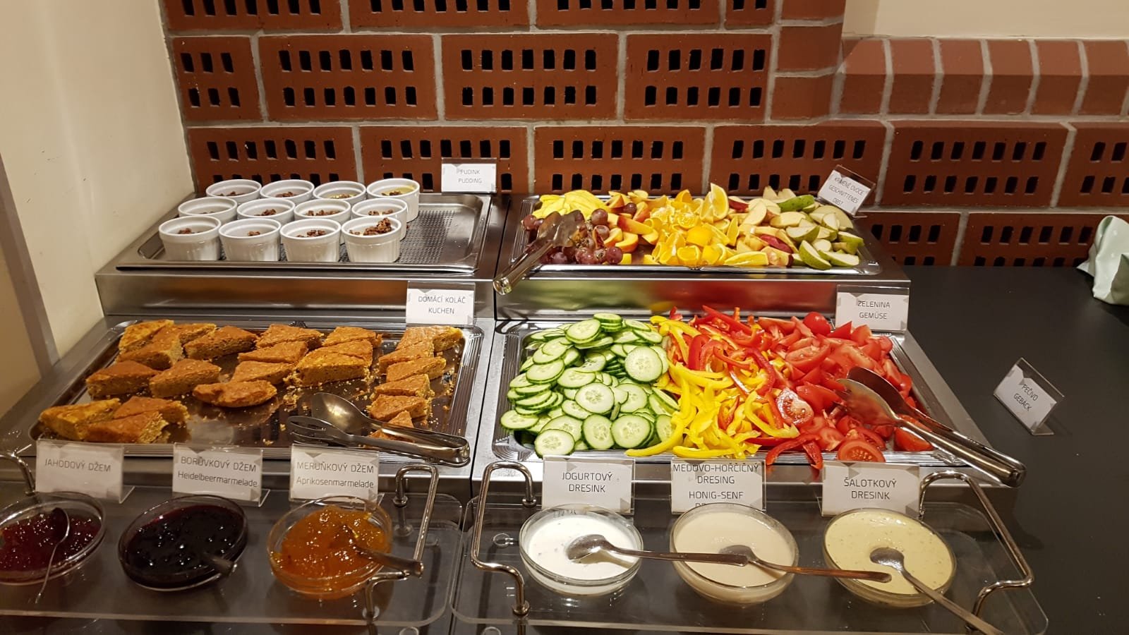 奥斯特鲁夫皮特劳恩酒店-餐饮