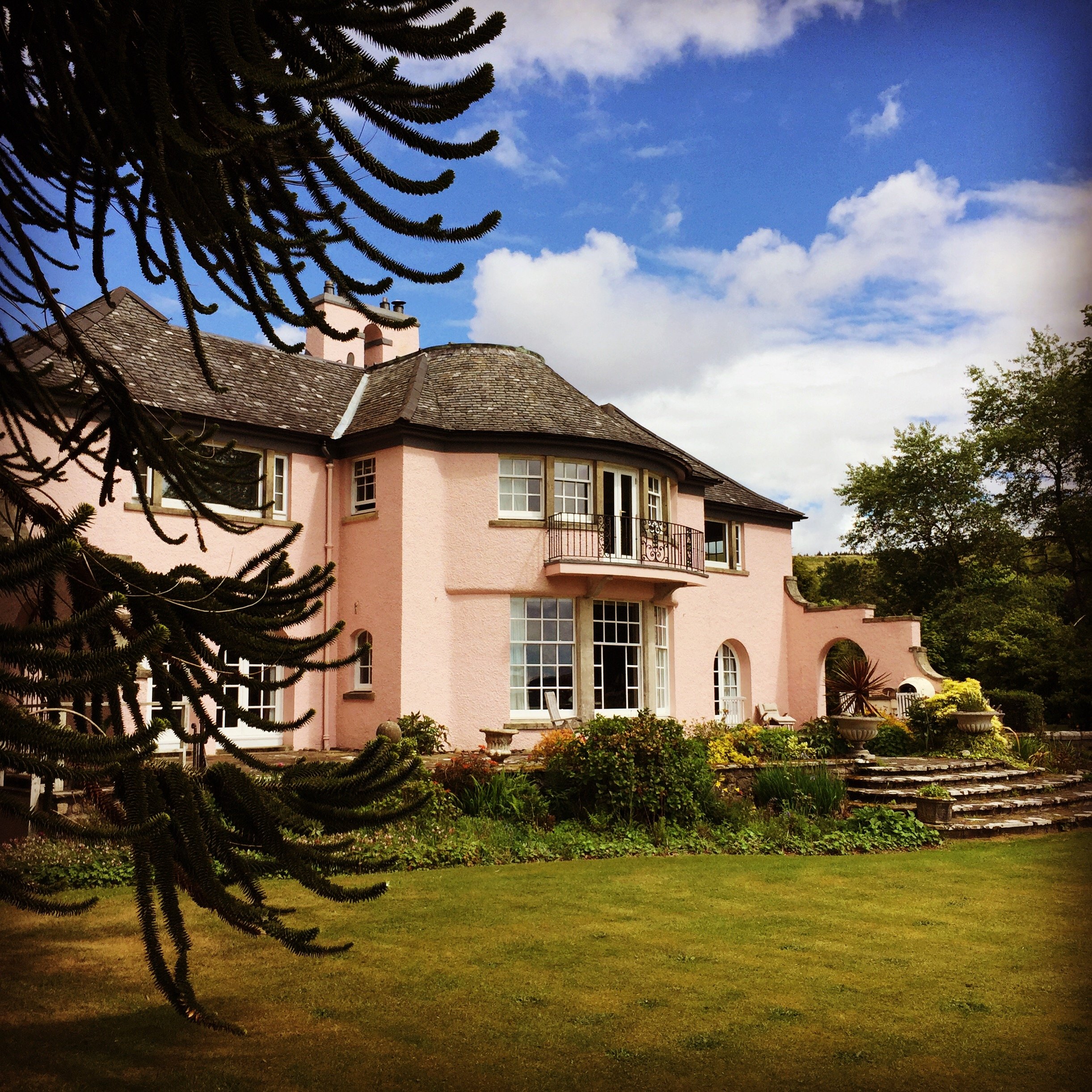 Melfort House-官方