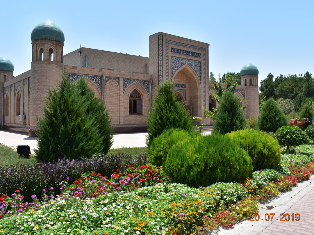 Al Khakim At Termizi Mausoleum景点图片