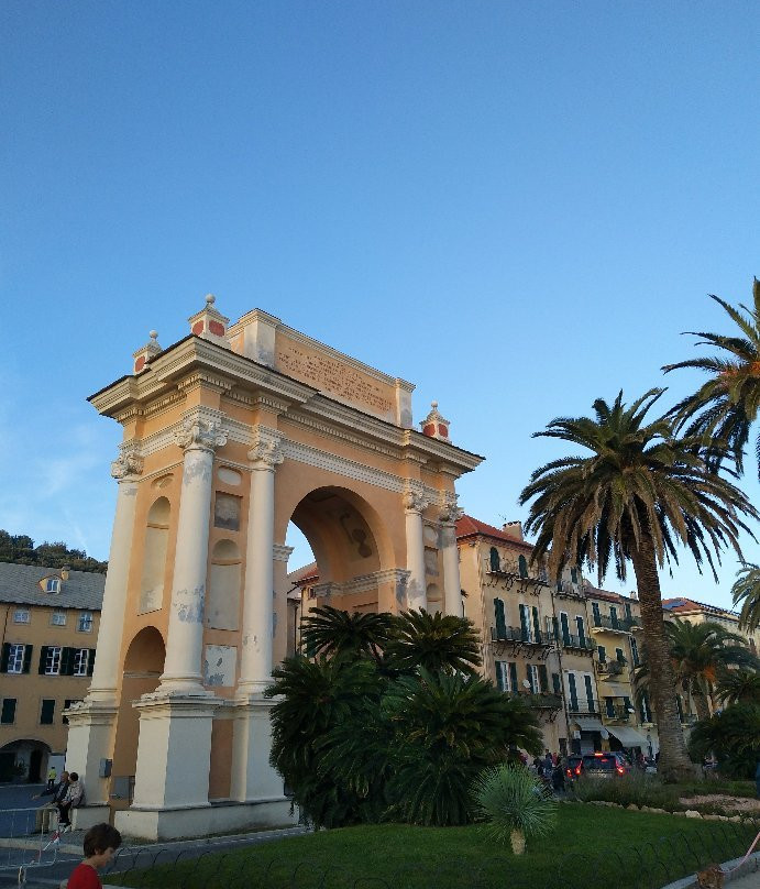 Arco della Regina Margherita景点图片