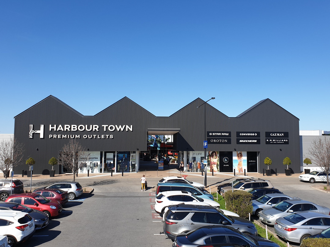 Harbour Town Premium Outlets景点图片