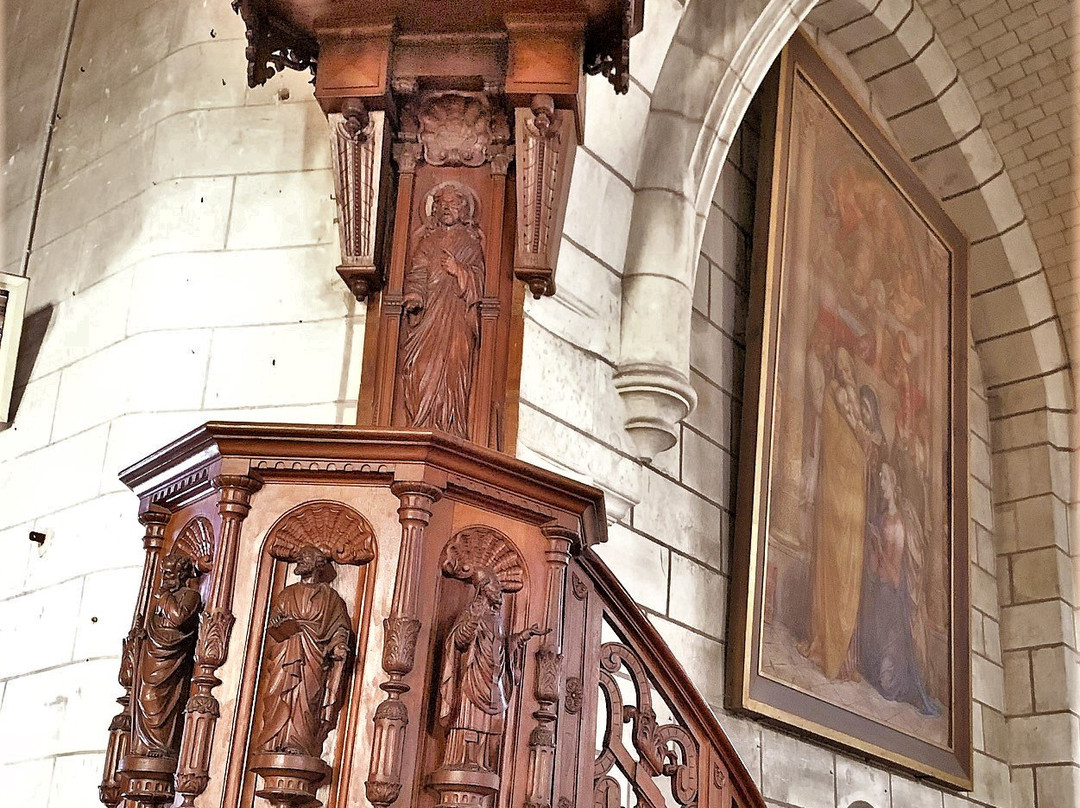 Eglise St Venant景点图片
