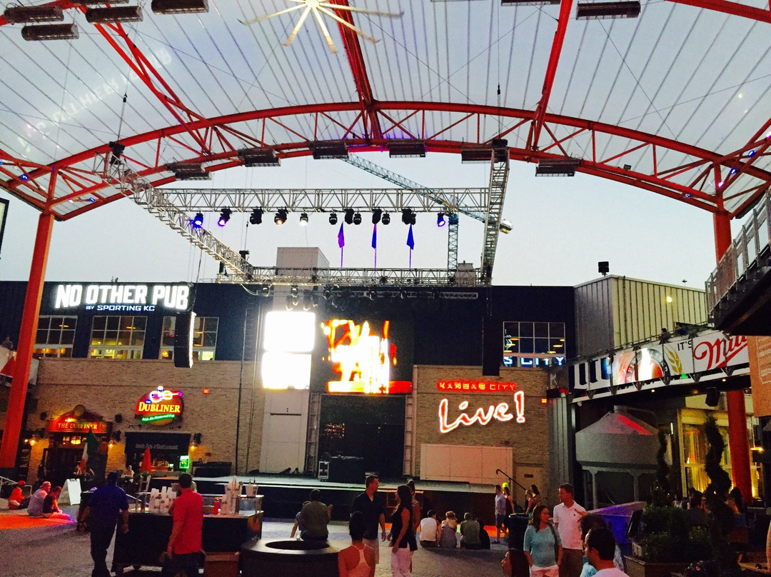 Power and Light District-堪萨斯城必去景点