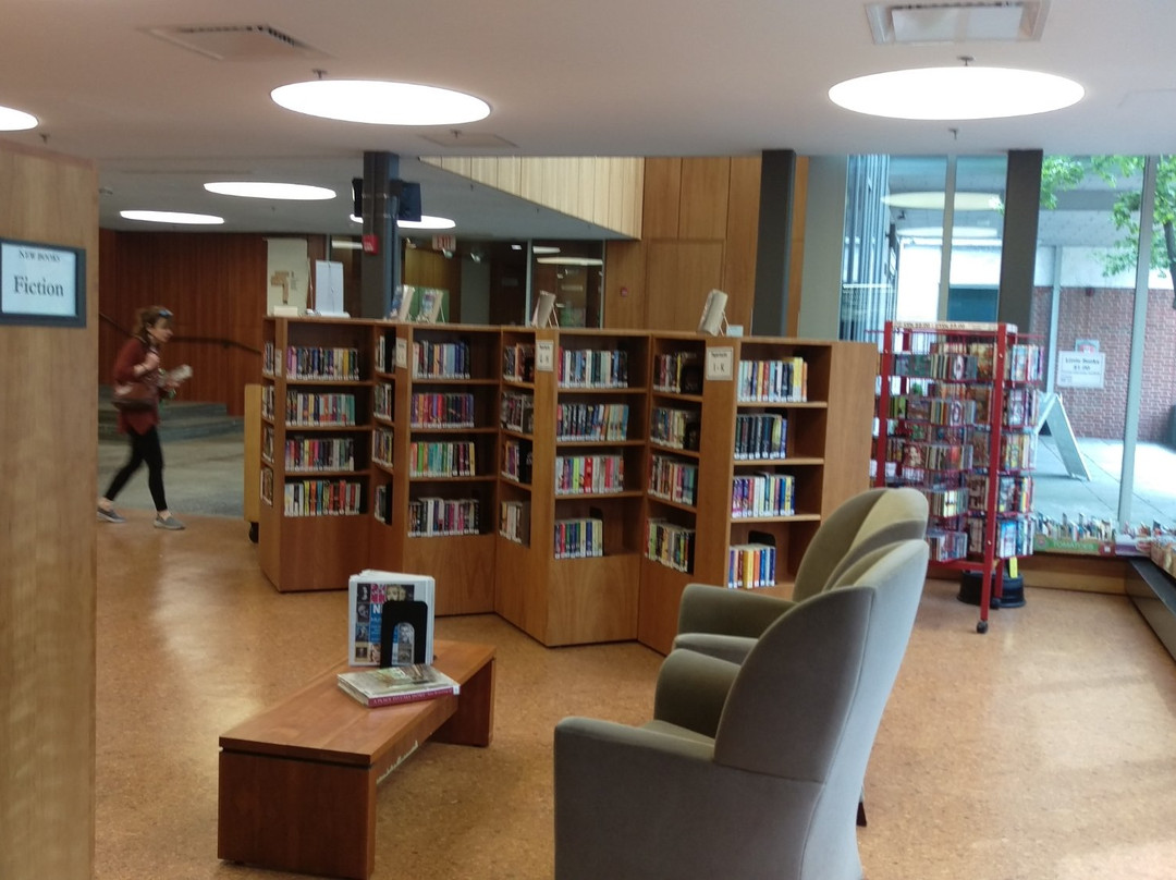 The Needham Free Public Library景点图片