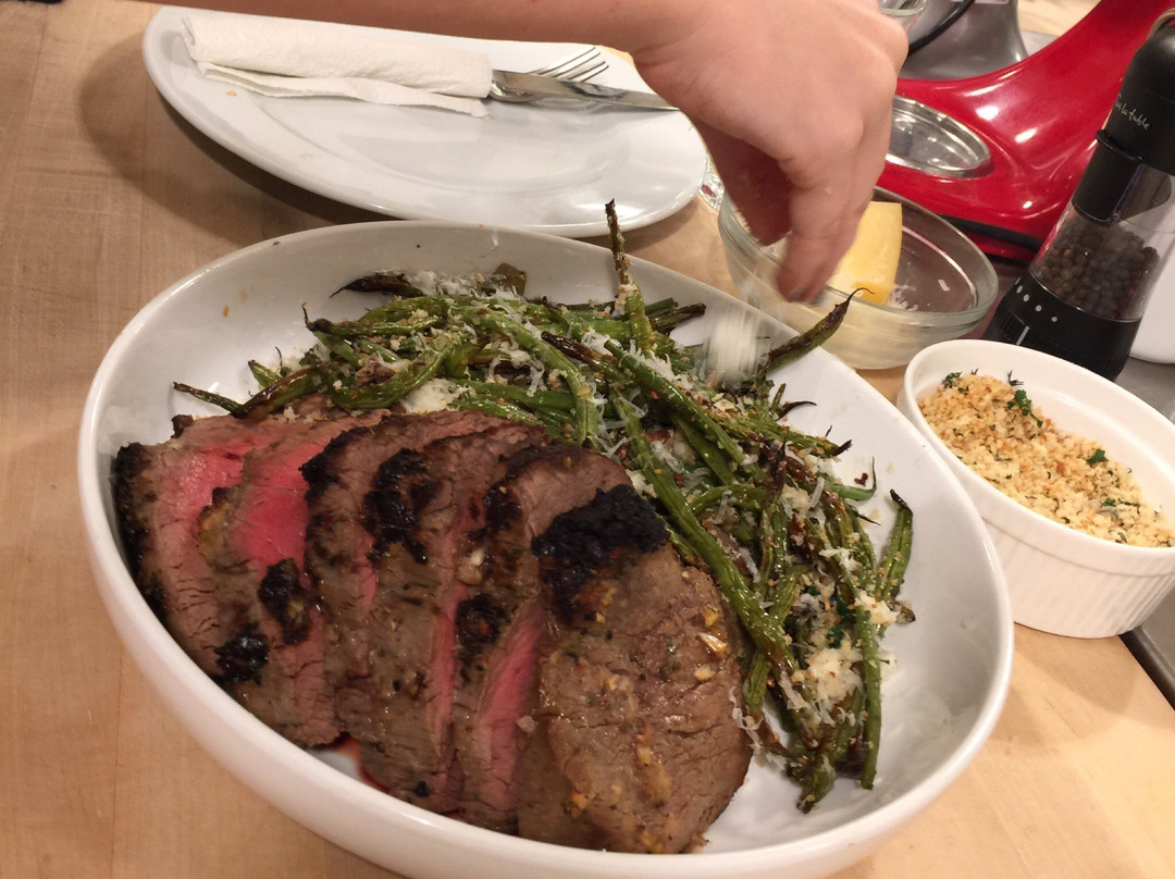 Sur La Table Cooking Class-伯明翰必去景点