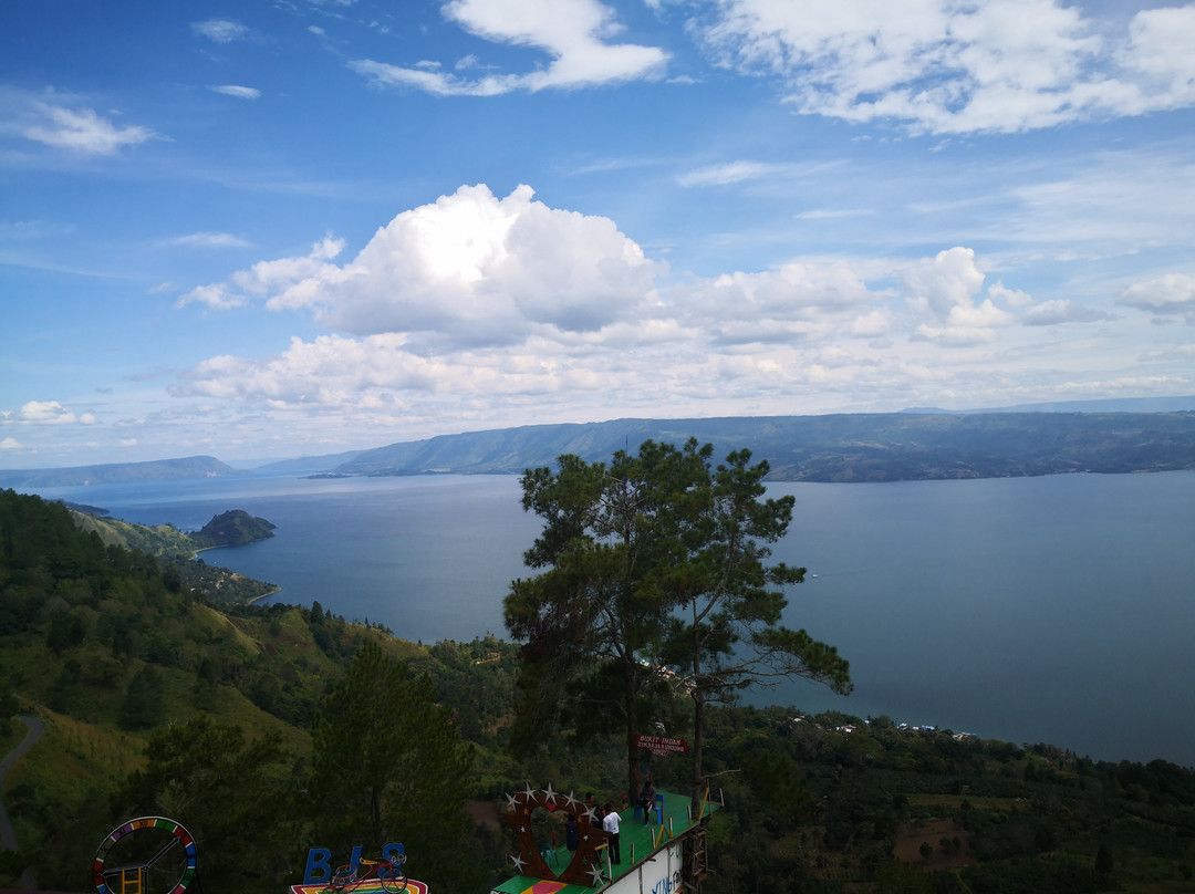 Indah Simarjarunjung Hill-Parapat必去景点