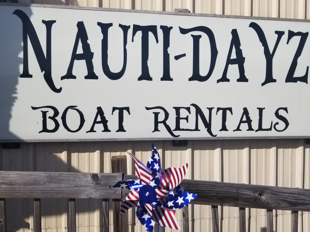 Nauti-Dayz Boat Rentals景点图片