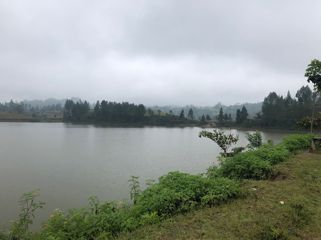 Lake Sidihoni-沙摩西岛必去景点