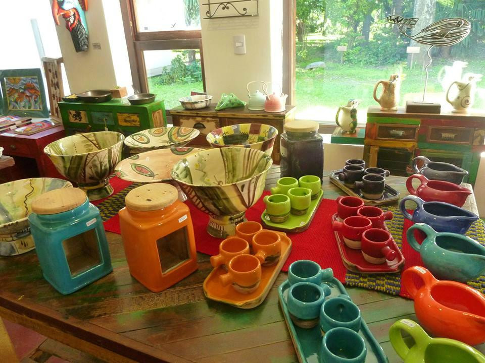 Quines旅游景点-Fermin Arte de Autor