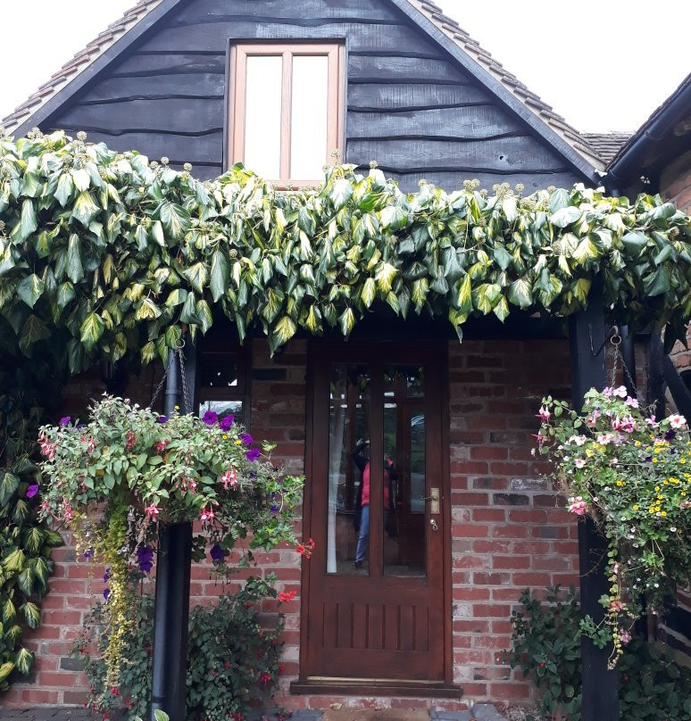 Tudor Barn Farmhouse Bed & Breakfast主图