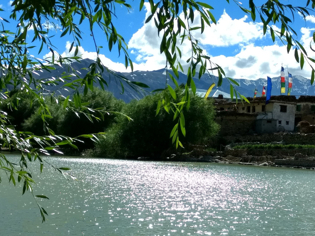 Nako Lake景点图片