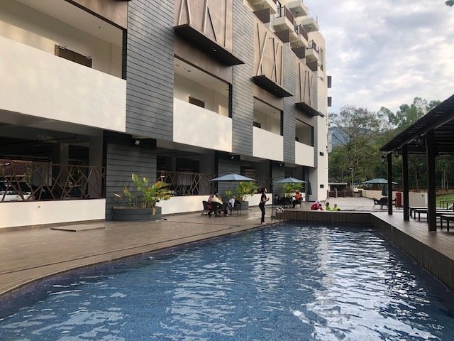 Hotel Grand Baron-泳池