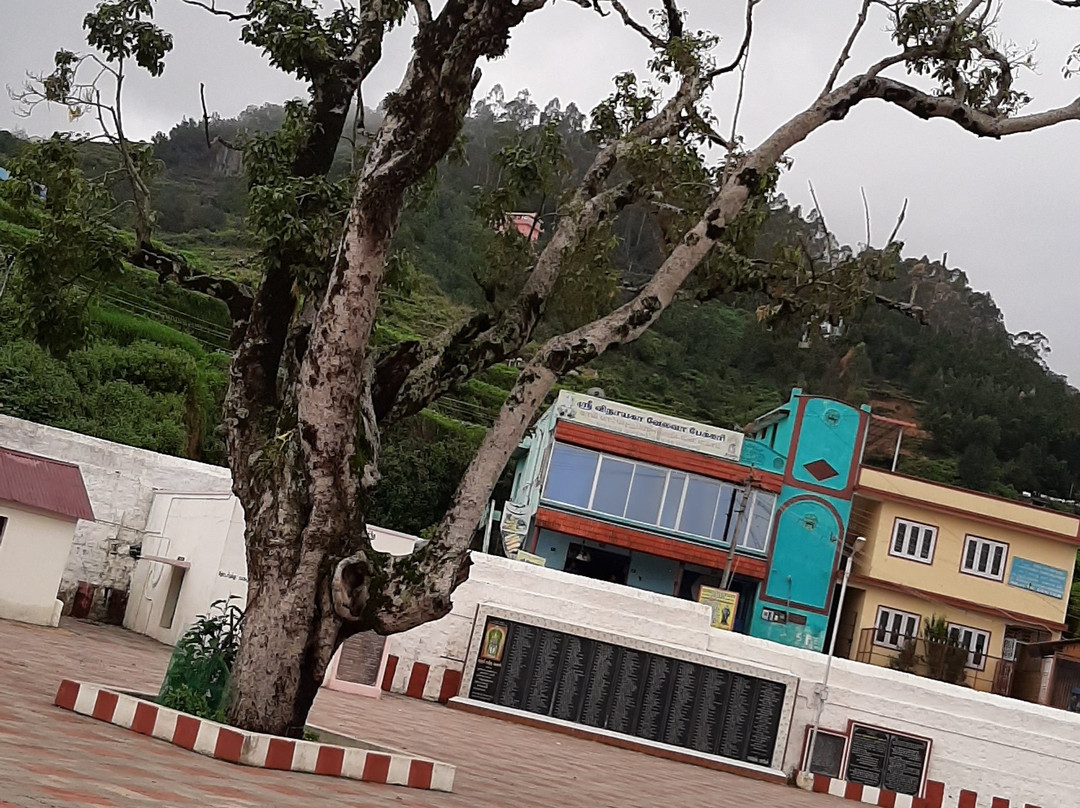Kuzhanthai Velappar Temple景点图片