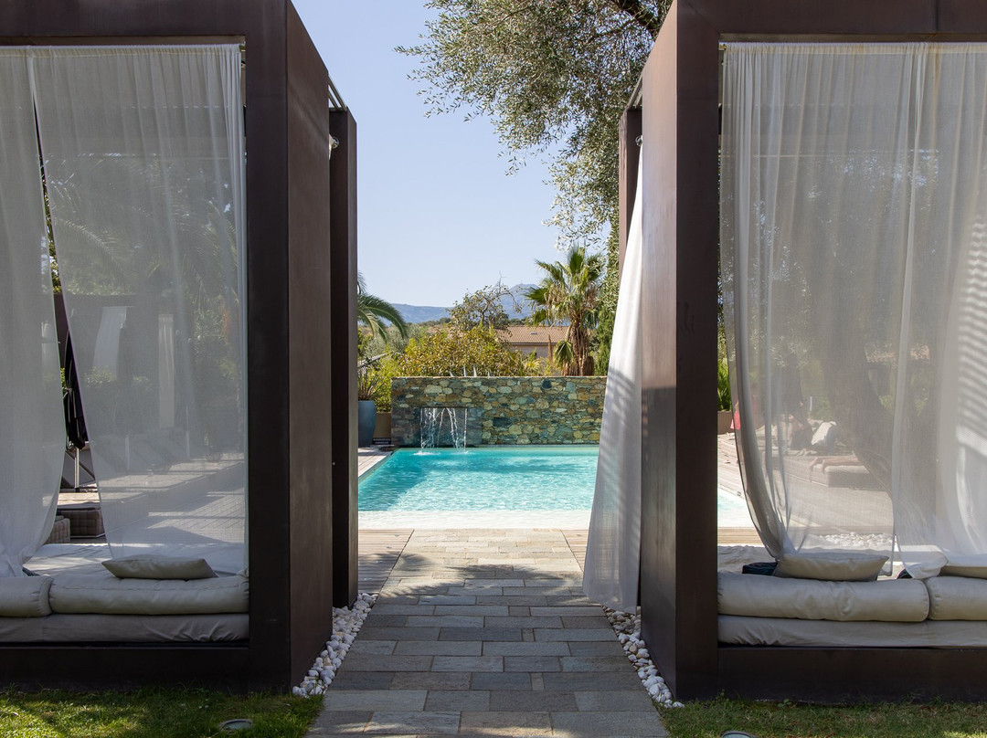 拉迪莫拉酒店 - CHC主图