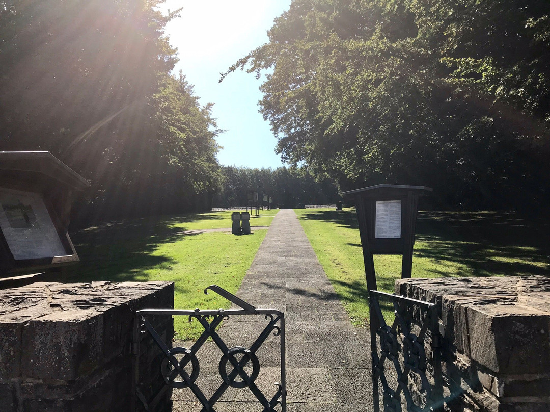 Soldatenfriedhof Vossenack-Huertgenwald必去景点