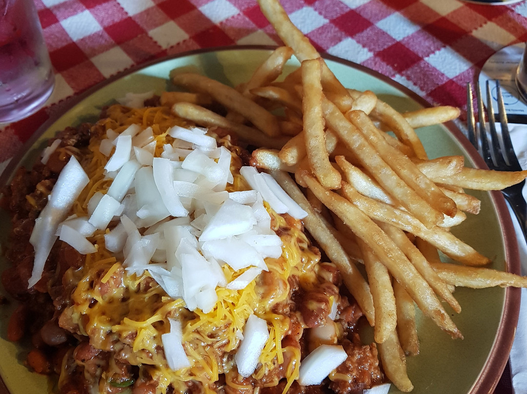 Kitty's Food and Spirits