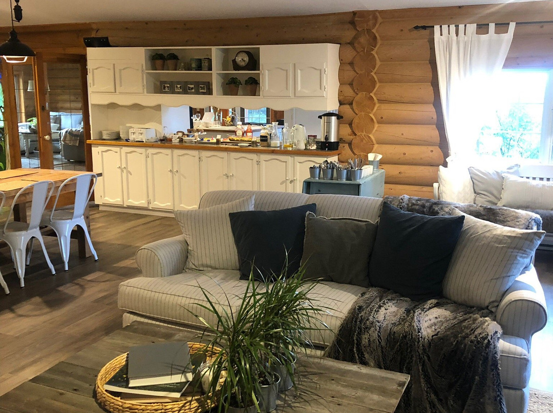 Whitewater Lodge主图