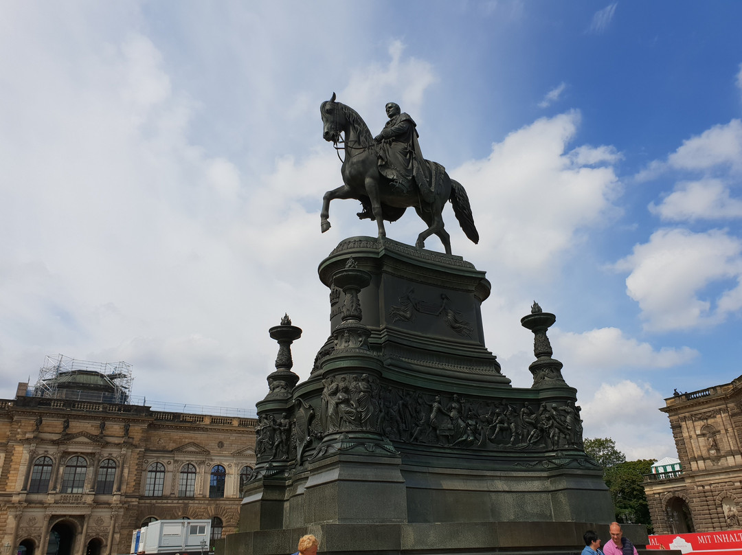 Statue of King John-德累斯顿必去景点