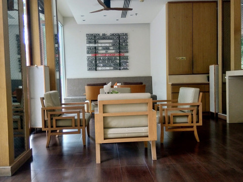 芭东阿什利广场水疗酒店主图