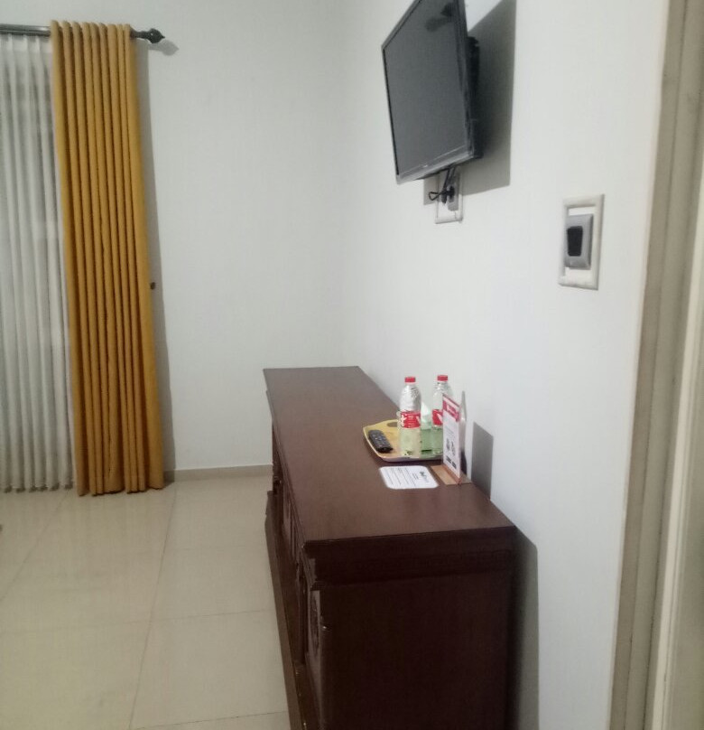 REDDOORZ near Adisucipto Airport主图