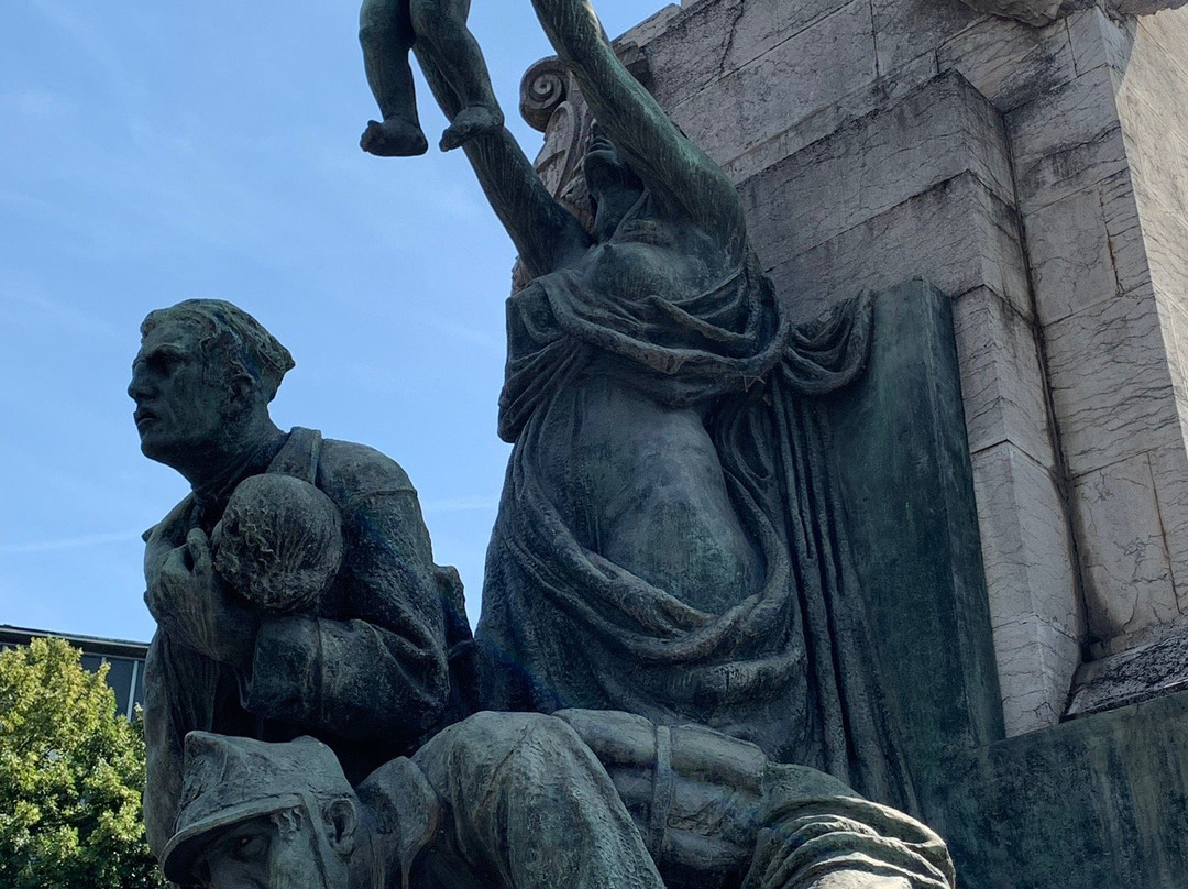 Il monumento ai pontieri-皮亚琴察必去景点
