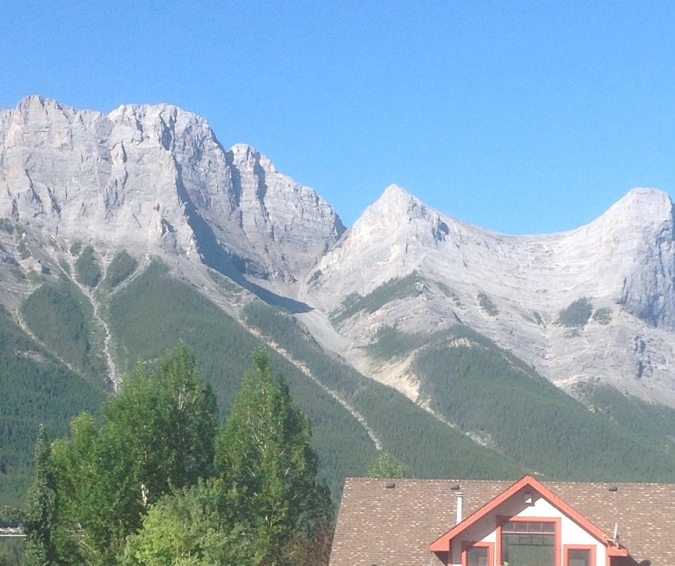 斯通里奇山度假酒店主图