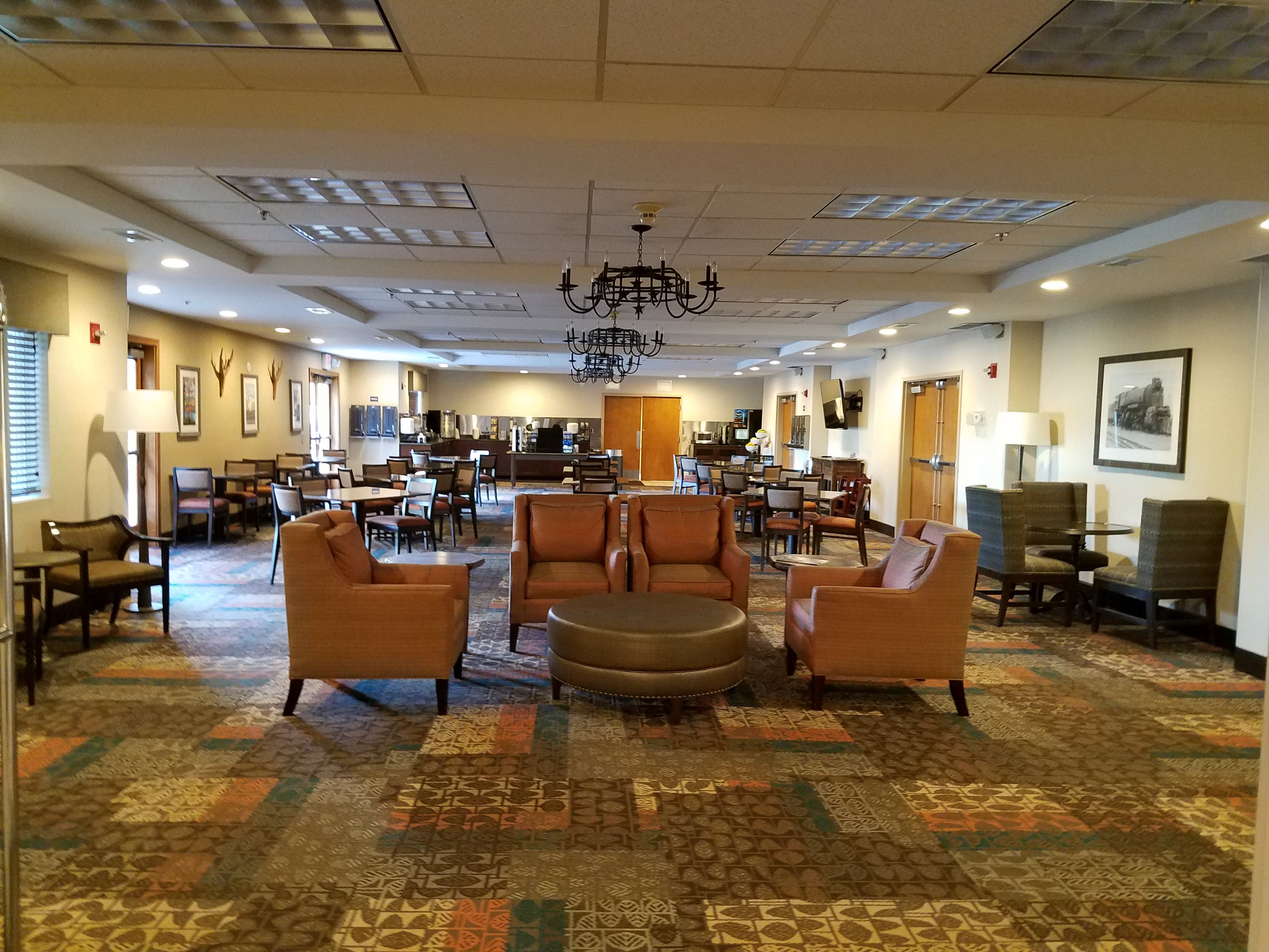 Best Western Rocky Mountain Lodge-餐饮