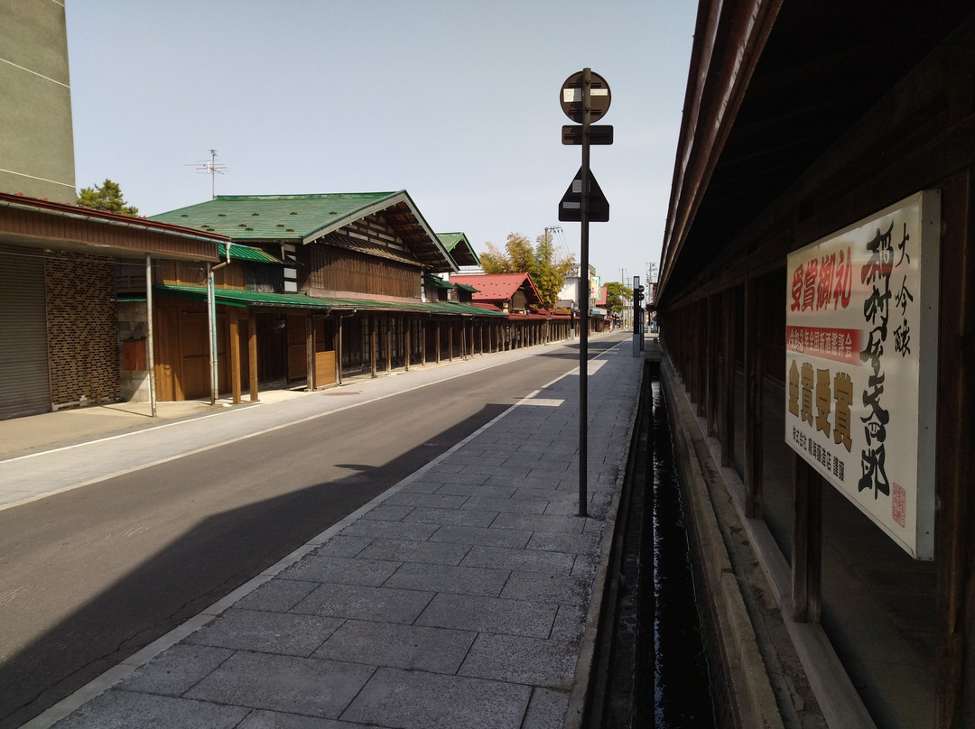 Kuroishi City Nakamachi Traditional Buildings Preservation Area景点图片