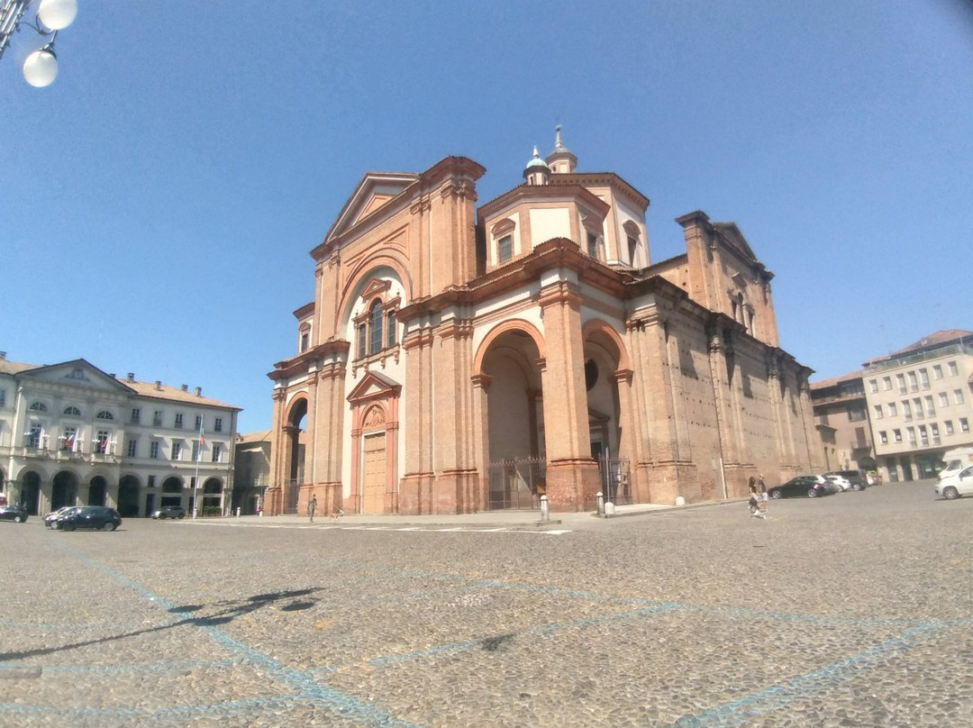 Duomo di Voghera景点图片
