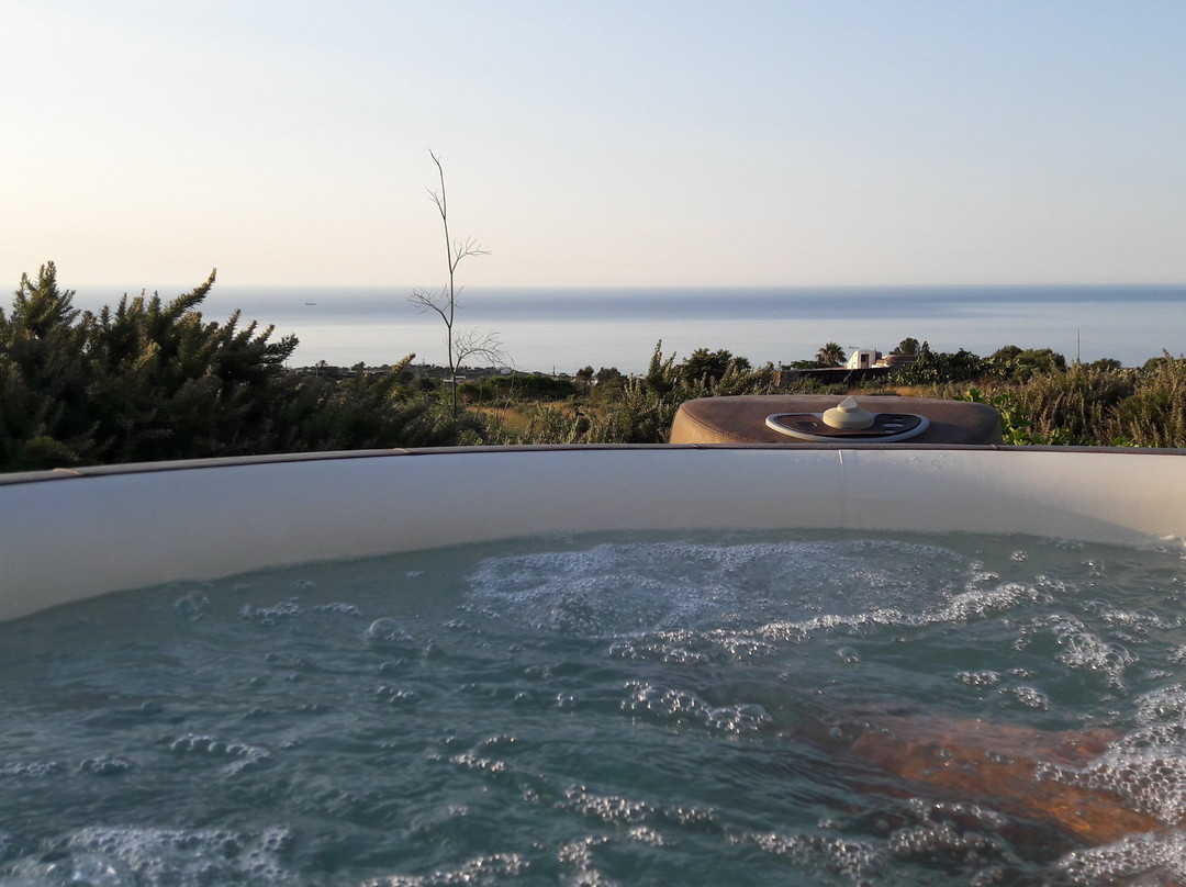 Dammusi Al-Qubba Wellness & Resort主图
