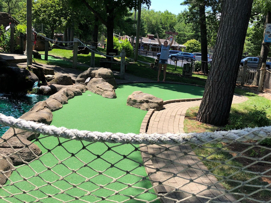 Pirate's Cove Adventure Golf景点图片