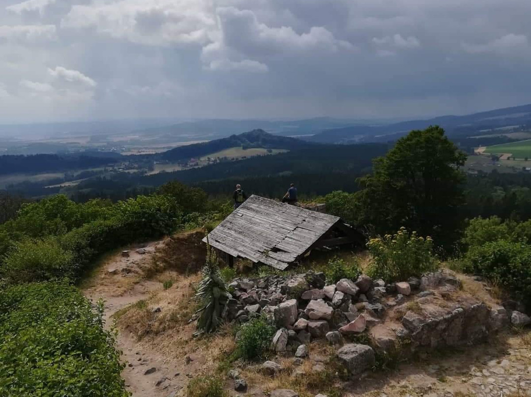 Castle ruins Kumburk景点图片
