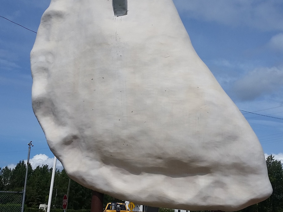 World's Largest Perogy-格兰登必去景点