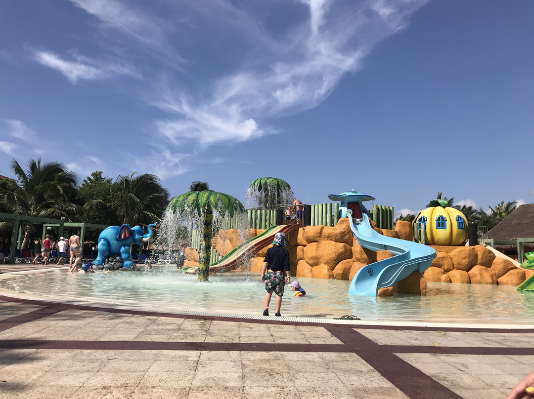 巴希亚普林西比科巴酒店主图