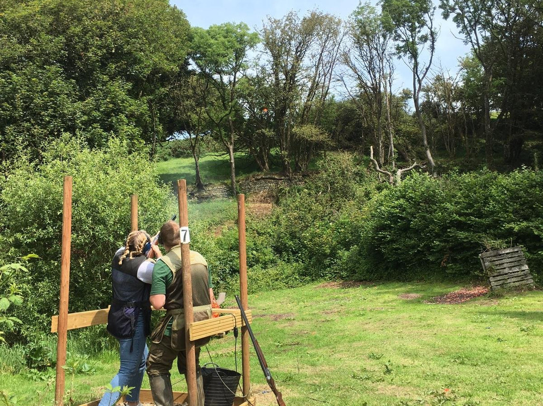 North Devon Shooting Ground-伊尔弗勒科姆必去景点