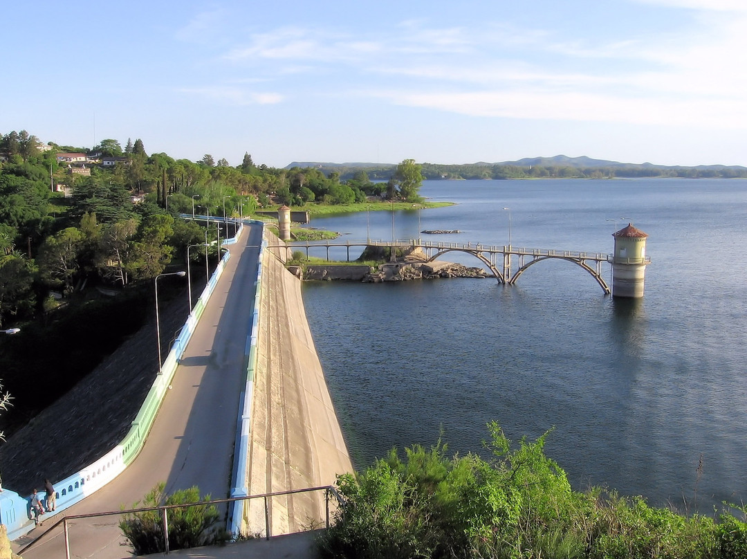 Vertedero Hidroeléctrica Fitz Simón景点图片