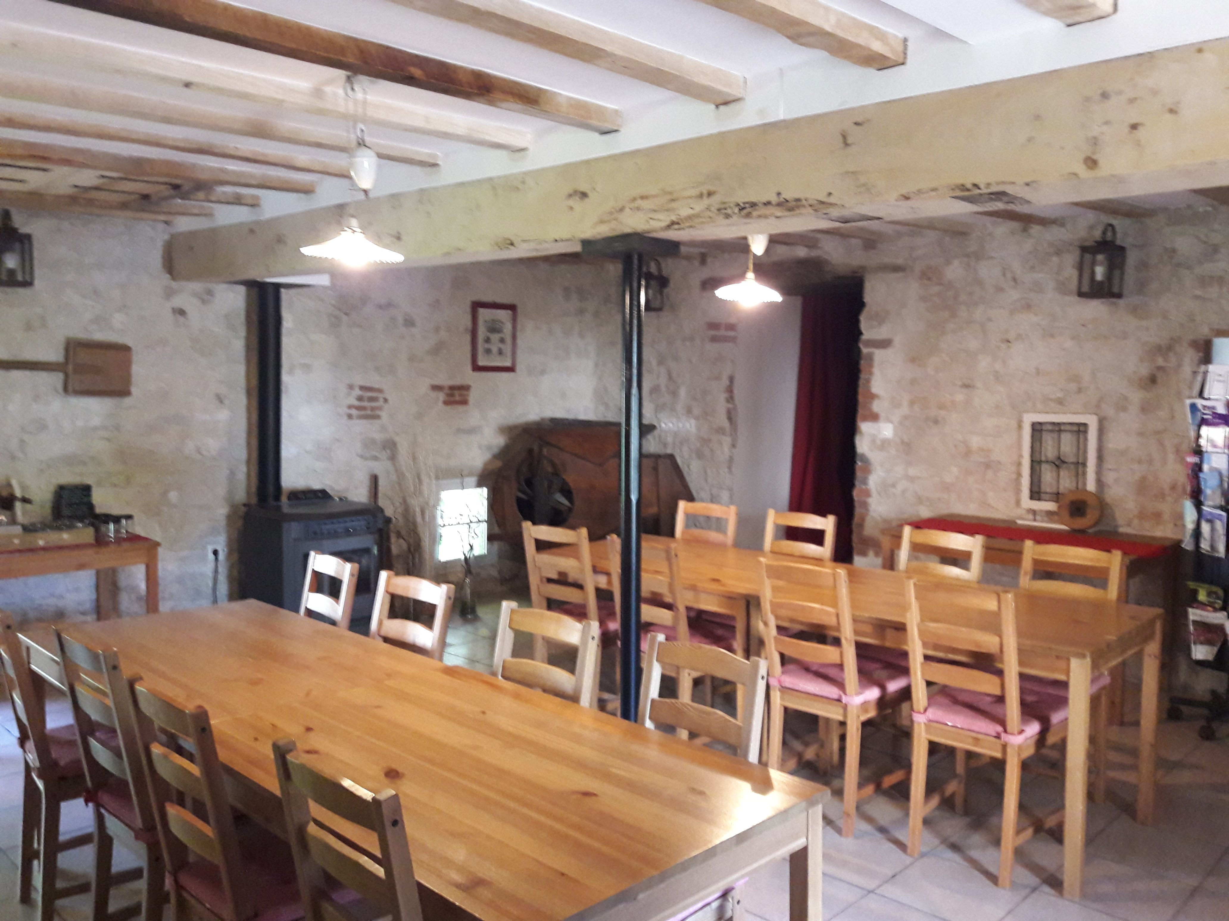 Le Moulin des Valignards-餐饮