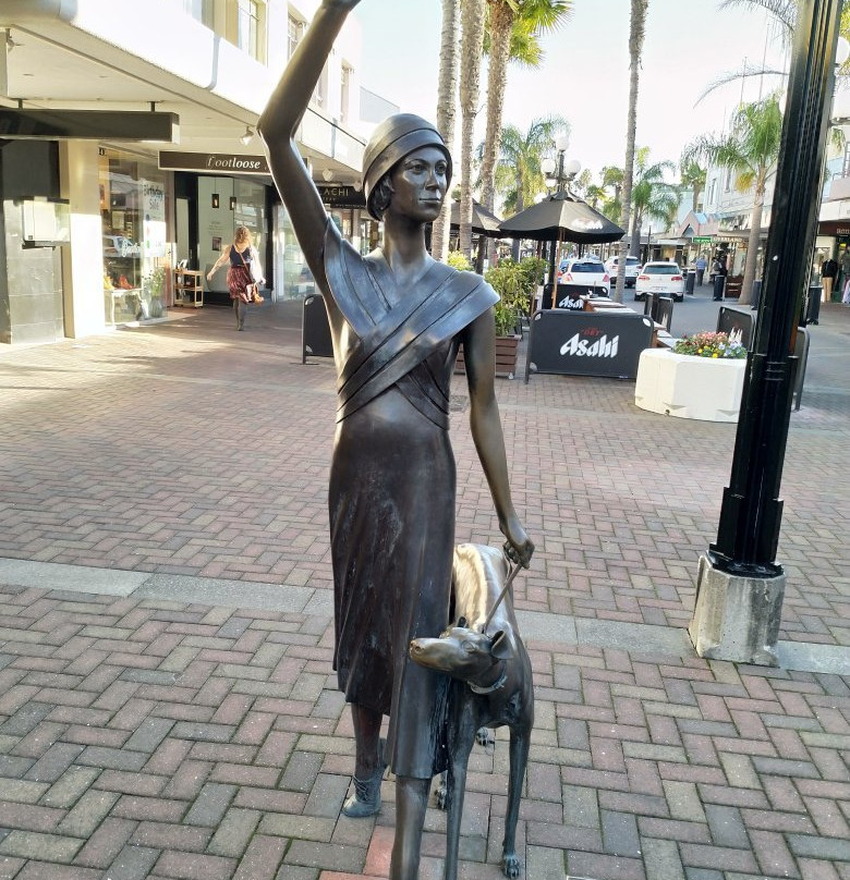 A Wave in Time Statue