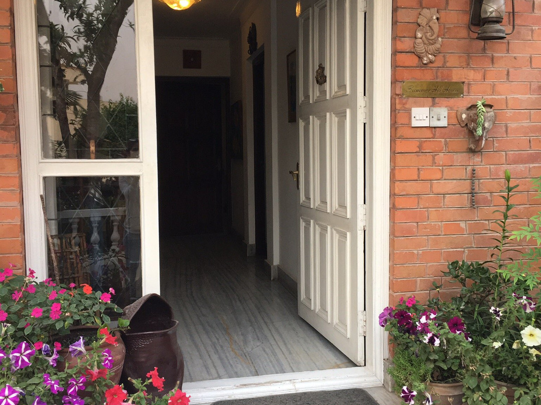 Summerhill House主图