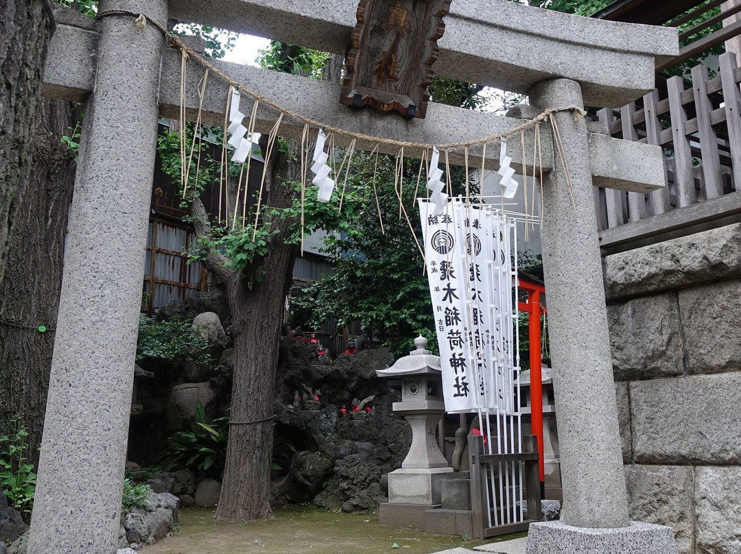 Tobikiinari Shrine-Oshiage必去景点
